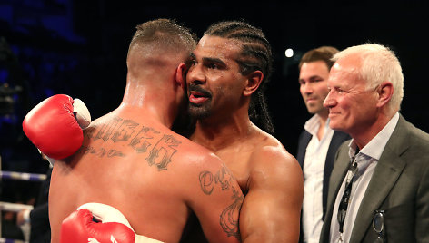 Tony Bellew nugalėjo Davidą Haye