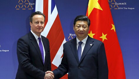 Didžiosios Britanijos ministras pirmininkas Davidas Cameronas ir Kinijos prezidentas Xi Jinpingas