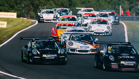 „Porsche Carrera Cup GB“ lenktynės „Oulton Park“ trasoje