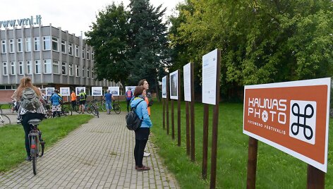 Festivalis &bdquo;Kaunas Photo&ldquo; kviečia į ratuotą turą po lauko parodas