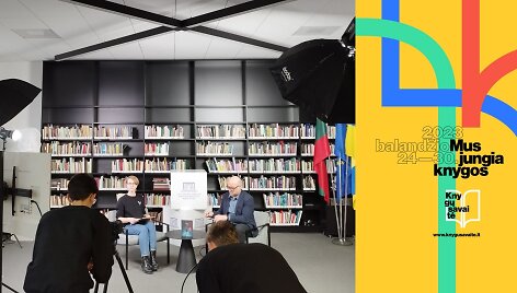 Dovilė Kuzminskaitė ir Audrius Ožalas moderuoja &bdquo;Knygų savaitės&ldquo; renginį