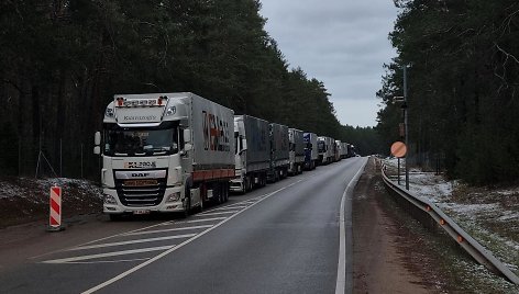 Krovininių automobilių eilė pasienyje su Baltarusija