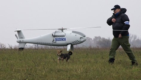 ESBO atstovas netoli bepiločio orlaivio Ukrainoje 