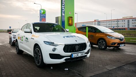&bdquo;Metų automobilio 2017&ldquo; bandymai &Scaron;iauliuose