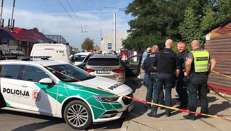 Automobilyje &Scaron;vitrigailos gatvėje nu&scaron;auta moteris