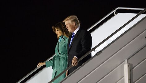 Donaldo Trumpo lėktuvas nusileido Lenkijoje