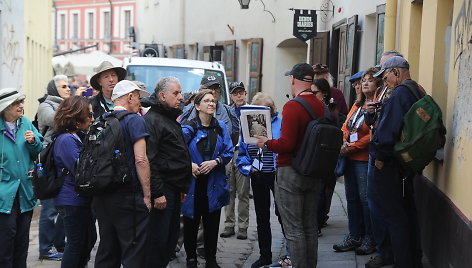 Danielius Gurevičius su grupe turistų