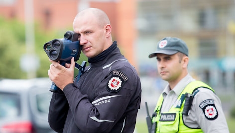 Kelių policijos reidas, nukreiptas prieš greičio mėgėjus