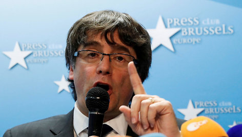 Carlesas Puigdemont'as