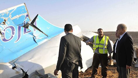 Nelaimės vietoje apsilankė auk&scaron;ti Egipto politikai ir pareigūnai.