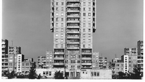 Vilnius, and still..., 2001&ndash;2002 m.