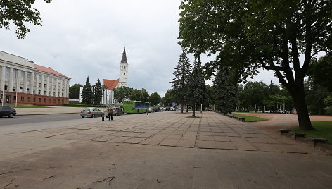 Šiaulių prisikėlimo aikštė