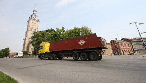 Žemdirbiai pradeda pilti &scaron;iemetinius aruodus