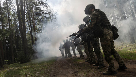 Lietuvos kariai surengė mokymus Ukrainos instruktoriams