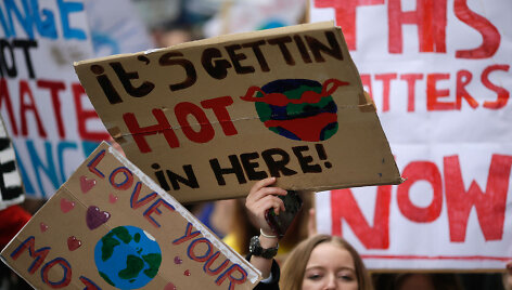 Protestas prie&scaron; klimato kaitą