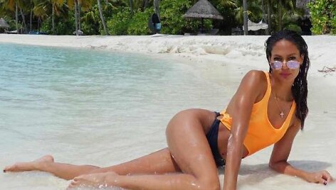 Joan Smalls atostogos Maldyvuose