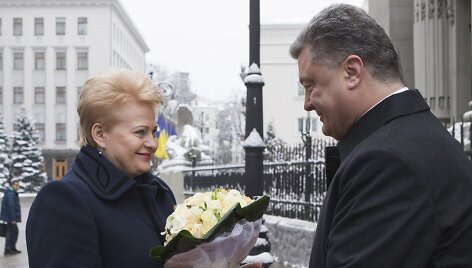 Lietuvos prezidentė Dalia Grybauskaitė ir Ukrainos prezidentas Petro Poro&scaron;enka