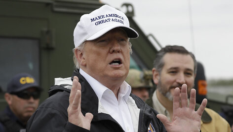 Donaldas Trumpas Teksase prie JAV ir Meksikos pasienio