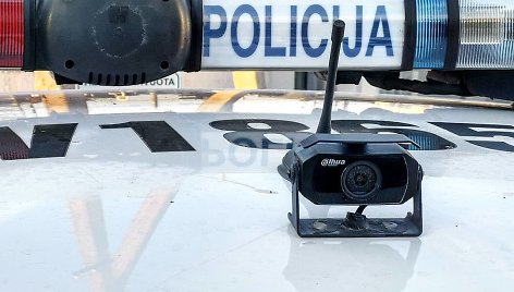Vilniaus kelių policijos „Škoda Octavia“ su galine vaizdo kamera