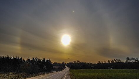 Saulės halas Bačkonių kaime