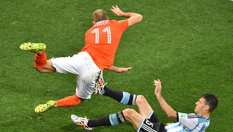 Arjenas Robbenas ir Martinas Demichelis