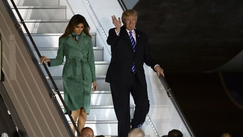 Donaldo Trumpo lėktuvas nusileido Lenkijoje