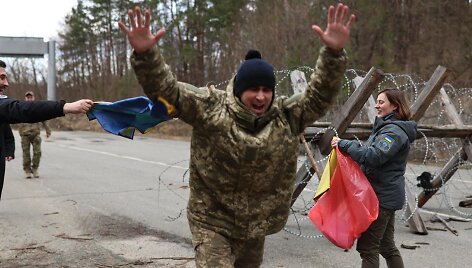 Ukraina susigrąžino kovotojus i&scaron; Rusijos nelaisvės