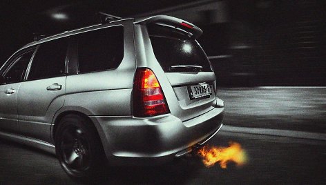 „Subaru Forester STI“