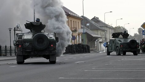 Karinės pratybos &Scaron;ilalėje
