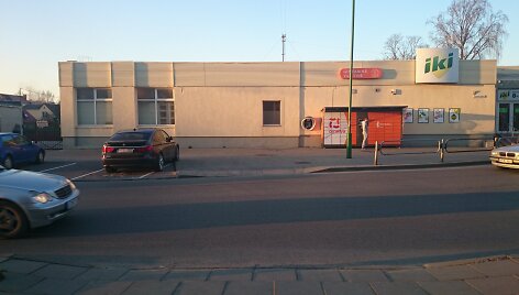Negi neįgaliųjų ženklas pana&scaron;us į BMW statymo vietos ženklą?