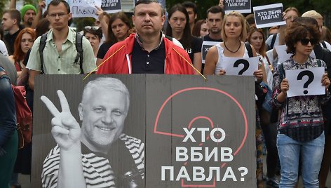 Kijeve draugai ir kolegos pareiškė pagarbą nužudytam žurnalistui Pavelui Šeremetui