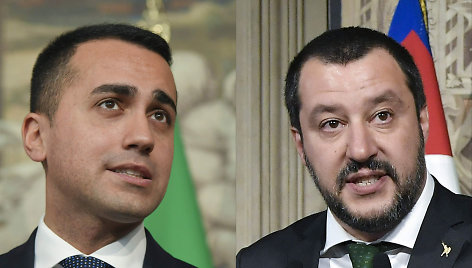 Luigi Di Maio (kairėje) ir Matteo Salvini