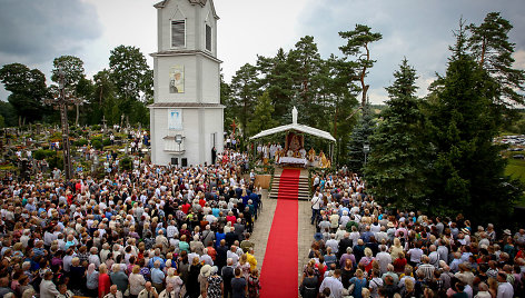 Žolinės atlaidai Pivašinių bažnyčioje