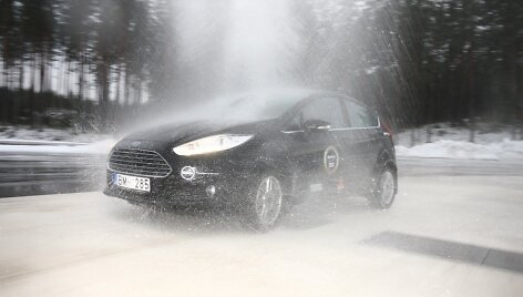 &bdquo;TopGear Apdovanojimai 2014&ldquo;