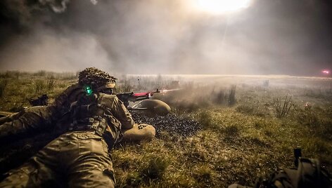 Geriausios &scaron;ių metų kariuomenės nuotraukos