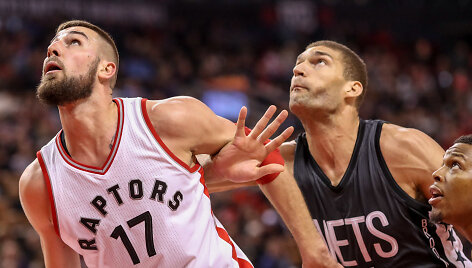 NBA rungtynėse tarp &bdquo;Toronto Raptors&ldquo; ir &bdquo;Brooklyn Nets&ldquo; J.Valančiūnas pelnė 14 ta&scaron;kų.