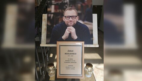 Atsisveikinta su batų kūrėju Žanu Maslausku