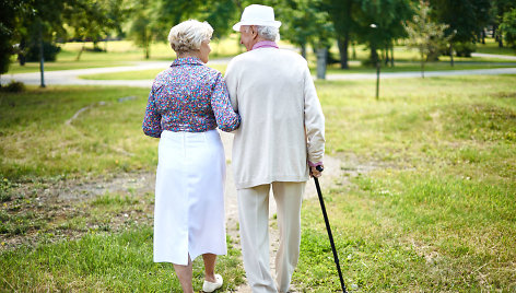 Dabartinio pensininko realybė: vidutinė pensija – 344 eurai, o gyventi teks mažiausiai 15 metų