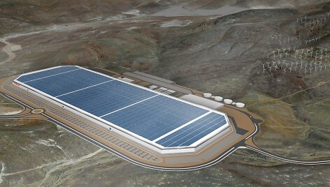 Pažvelkite į Elono Musko &bdquo;Gigafabriką&ldquo;