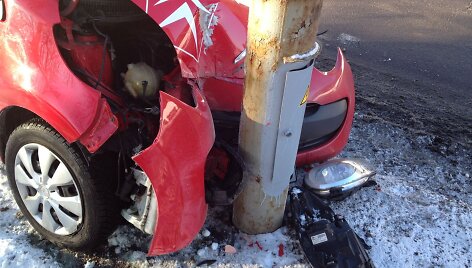 &bdquo;Citroen&ldquo; avarija Geležinio Vilko gatvėje, Vilniuje
