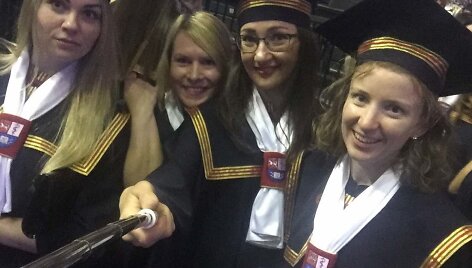 I&scaron;plėstinės slaugos magistro studijų absolventės