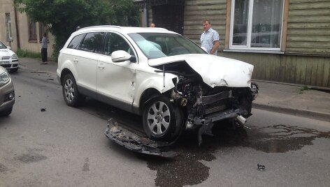 Audi Q7 avarija