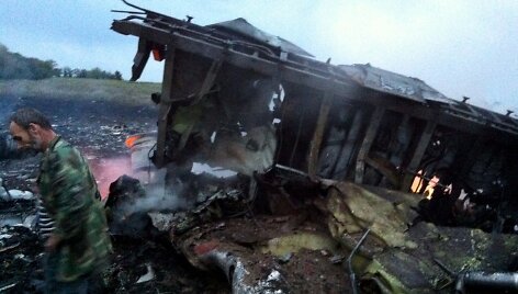 Prie Rusijos ir Ukrainos sienos sudužo &bdquo;Boeing 777&ldquo; su 295 žmonėmis