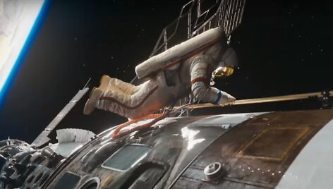 Kosmonautas atvirame kosmose