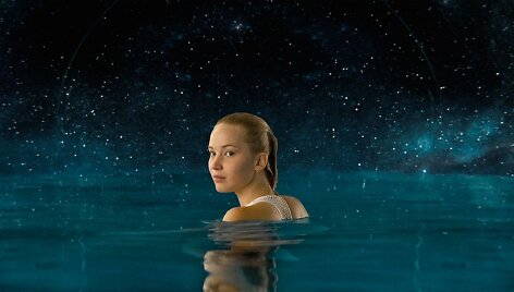 Jennifer Lawrence filme &bdquo;Pakeleiviai&ldquo;