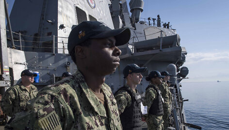 JAV eskadrinio minininko &bdquo;USS Donald Cook&ldquo; įgula