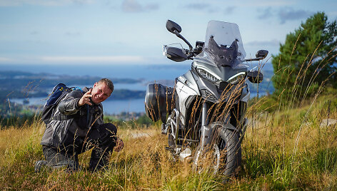 Kelionės motociklu akimirka
