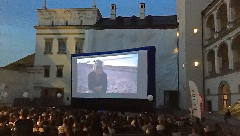 &bdquo;Kino po žvaigždėmis&rdquo; atidaryme pristatytas naujo K. Vildžiūno filmo &bdquo;Senekos diena&rdquo; vaizdo anonsas