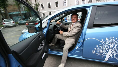 Elektromobilis &bdquo;Nissan Leaf&ldquo;