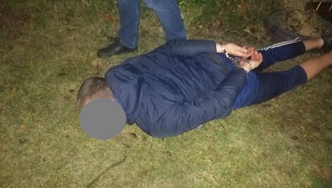 Policija sulaikė Kauno rajono gyventojus apiplė&scaron;inėjusius vyrus